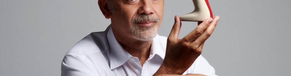 Cine este Christian Louboutin: Povestea din spatele tălpilor roșii Cine este Christian Louboutin: Povestea din spatele tălpilor roșii