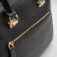 GUESS – GEANTĂ ALEXIE NEAGRĂ DIN PIELE SAFFIANO CU DETALII AURII