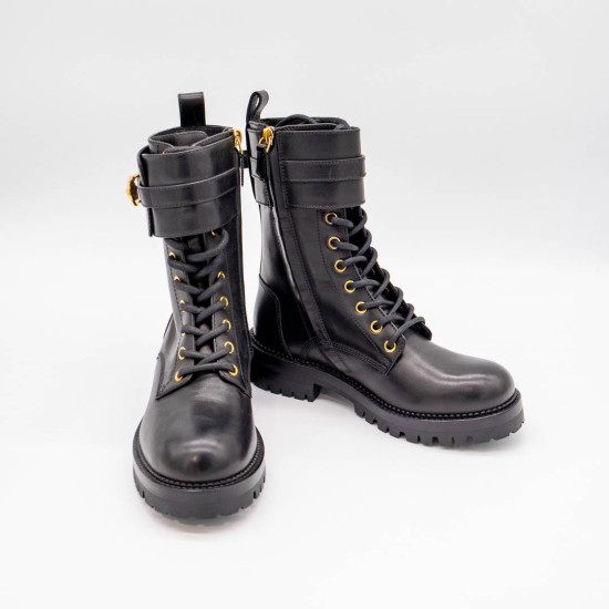 VERSACE SAFETY PIN LEATHER COMBAT BOOTS – GHETE DIN PIELE NEAGRĂ CU DETALII AURII