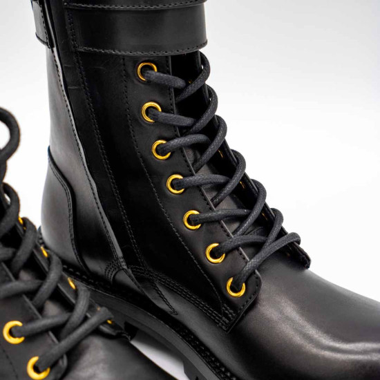 VERSACE SAFETY PIN LEATHER COMBAT BOOTS – GHETE DIN PIELE NEAGRĂ CU DETALII AURII