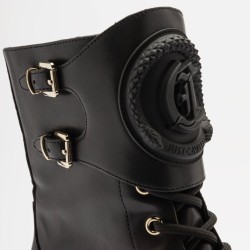 JUST CAVALLI – GHETE NEGRE DIN PIELE CU TOC ȘI DETALII METALICE