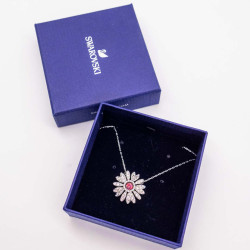 SWAROVSKI PANDANTIV ETERNAL IN FORMA DE FLOARE 